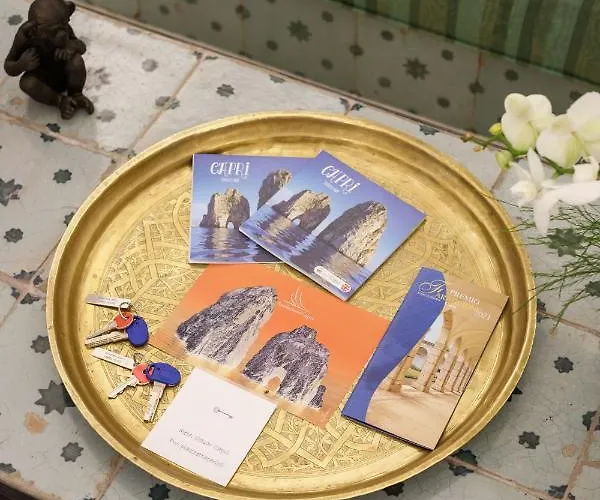 Daire Qasar Luxury - In Capri's Piazzetta